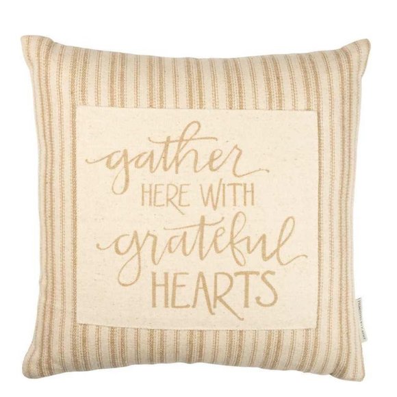Primitives by Kathy Pillow - Gather Here with Grateful Hearts - Picture 1 of 3